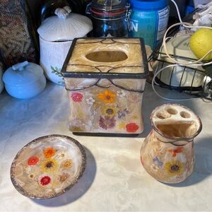 Vintage Acrylic Pressed Flower Bathroom Set Of 3 Fresh Fields Boho Cottagecore